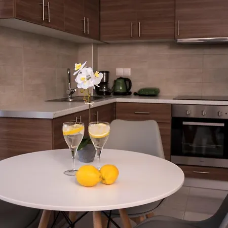 Jasmine Relaxing Nikiana